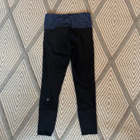 Black Lululemon Leggings Size 4 - Picture 3 of 5